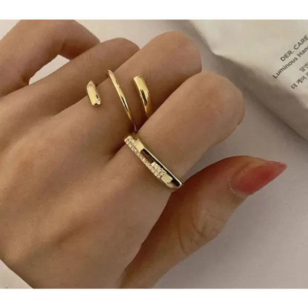 Boutique NEW Women's 14 Gold Filled Bar Simulated Diamond Ring,‎ Adjustable - Image 4
