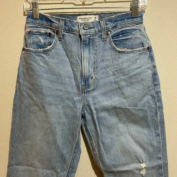 Abercrombie & Fitch SHORT The Ankle Straight Ultra High Rise Jeans Size 26/2S - Image 6