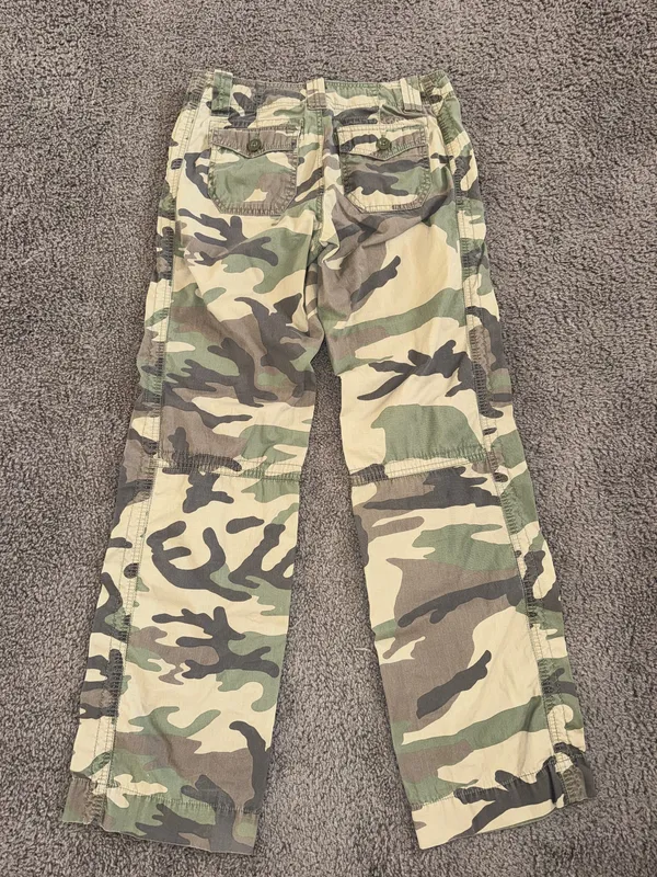Gap Camo Pants - Image 3