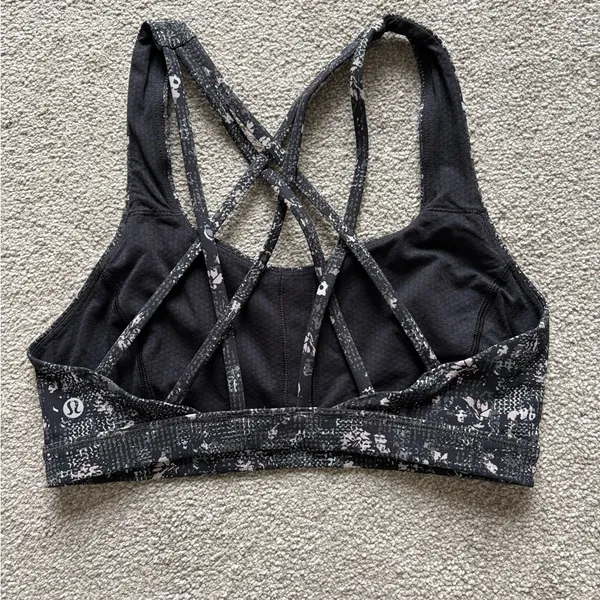 Lululemon Free to Be Serene Bra - C/D cup - Image 4