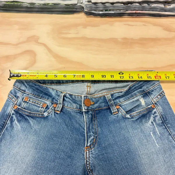Y2K Vintage Marciano Low Rise Capri Jeans Stretch W30 - Image 8