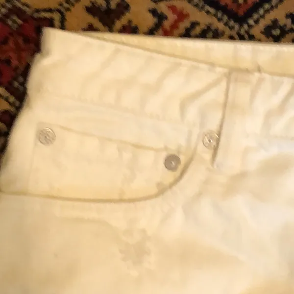 White skirt by We The Free. Full-length zipper. Size 30. - Image 3