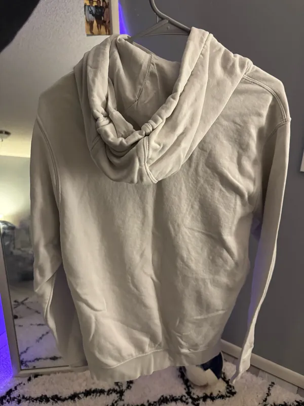 Nike hoodie - Image 2