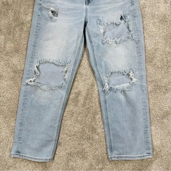 American Eagle Stretch Mom Straight Jeans Distressed Ripped Blue Size 6 Short - Image 4