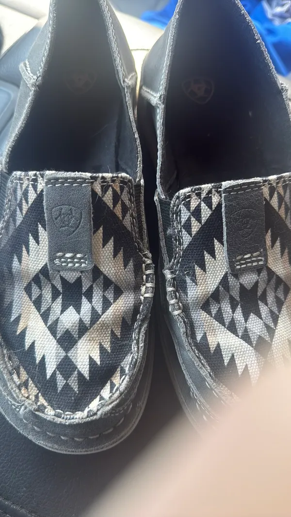 Women’s Ariat shoes 6 - Image 3