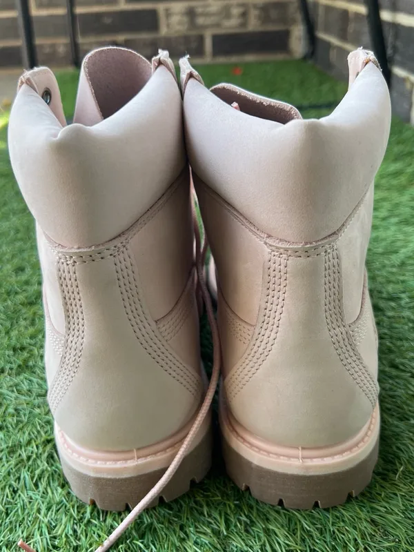 Timberland Women's Lace-Up Boots in Pale Pink - Image 5