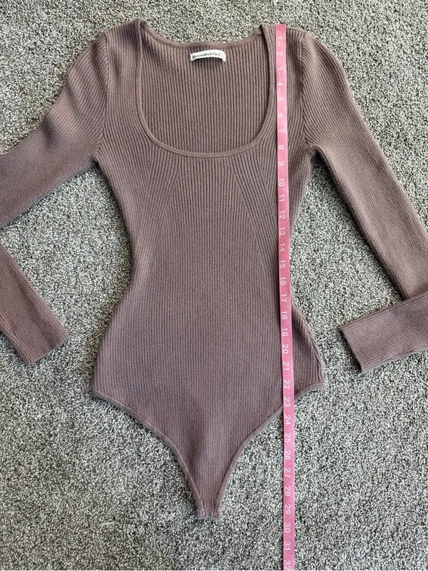 Abercrombie & Fitch Brown Ribbed Long Sleeve Scoop Neck Bodysuit Small - Image 5