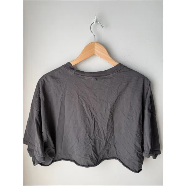 H&M Divided USA Graphic Ultra Cropped Oversized Raw Hem T-Shirt - Image 2