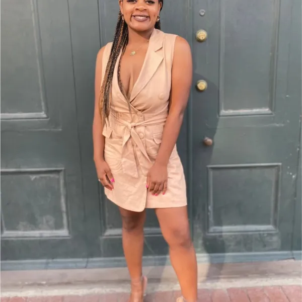 GUESS Beige Double-Breasted Sleeveless Dress - Image 3