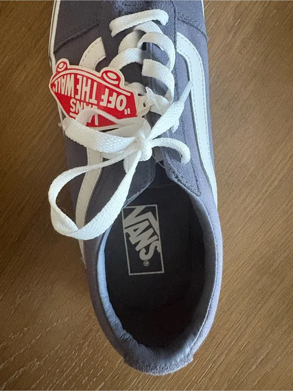 Vans Old Skool in Gray and White - Image 5