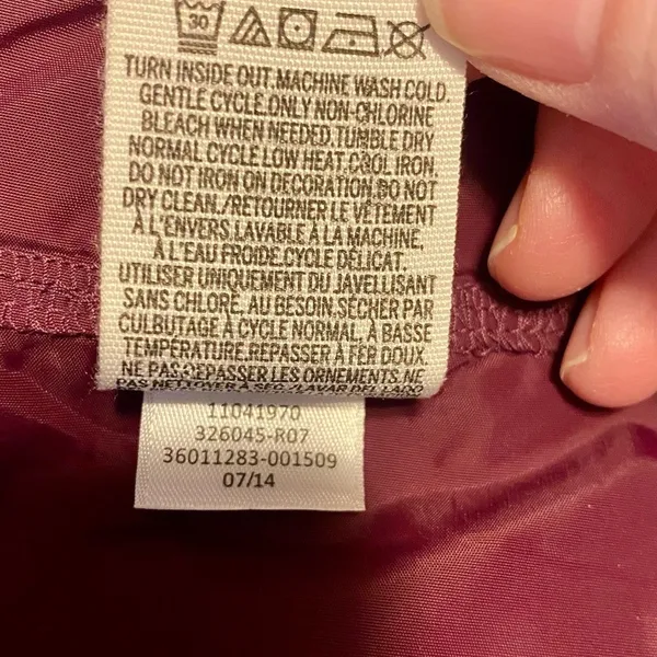 Victoria's Secret PINK Maroon/Burgundy Hooded Pullover Windbreaker Raincoat - Image 10