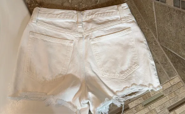 Abercrombie & Fitch White Distressed Denim Cutoff Shorts - Image 4