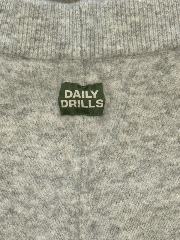 Daily Drills Alpaca Wool Blend Shorts Grey XS/S New - Image 3