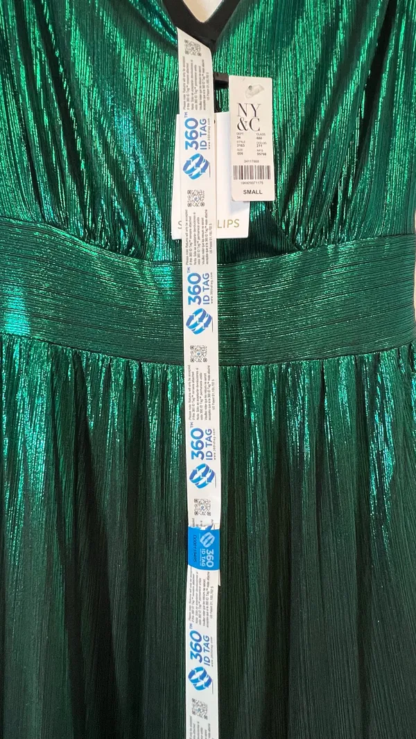 Sugarlips Liquid Satin Emerald Green Metallic Maxi Dress - Image 14