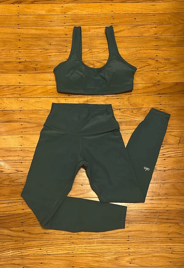 Alo Green Ivy Alosoft Set - Image 5