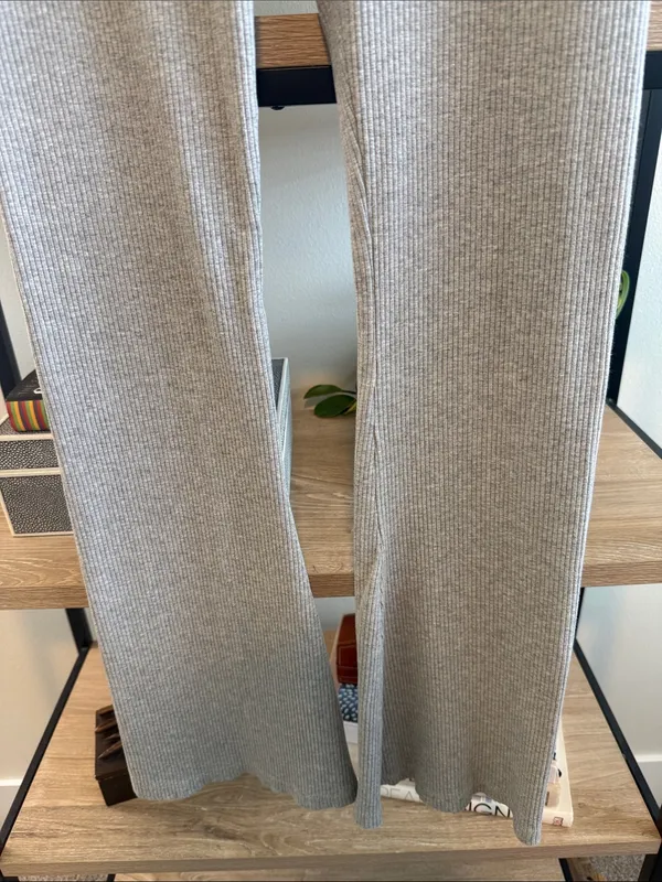 Pink Victoria's Secret Mid-Rise Rib Knit Gray Heather Flare Legging Pant, M - Image 3