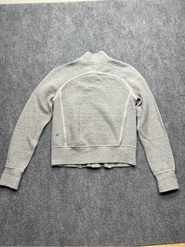Lululemon Women Size 2 On Repeat Bomber textured full zip jacket - Image 5