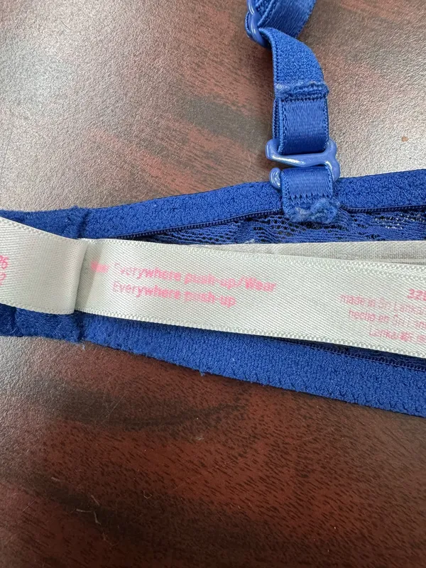 PINK Victoria’s Secret Wear Everywhere Push-Up Bra with Rhinestone Straps 32B - Image 9