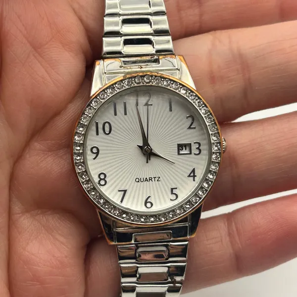 Accutime Silver-tone Crystal Bezel Women’s Watch Working New Battery - Image 7