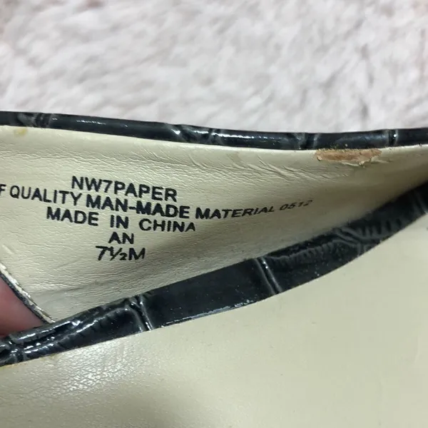 Nine West gray faux alligator material heels - Image 9