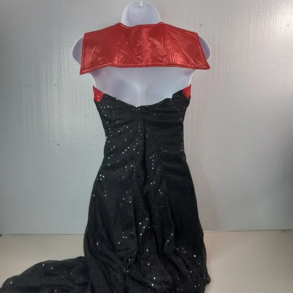 Beautiful Sequined Halter Pinup Formal Fit n Flare Maxi Dress in Red n Black - Image 4