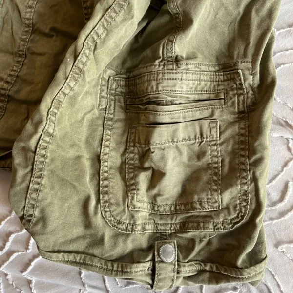 NWOT American Eagle Railroad Baggy Overall Shorts - Image 5