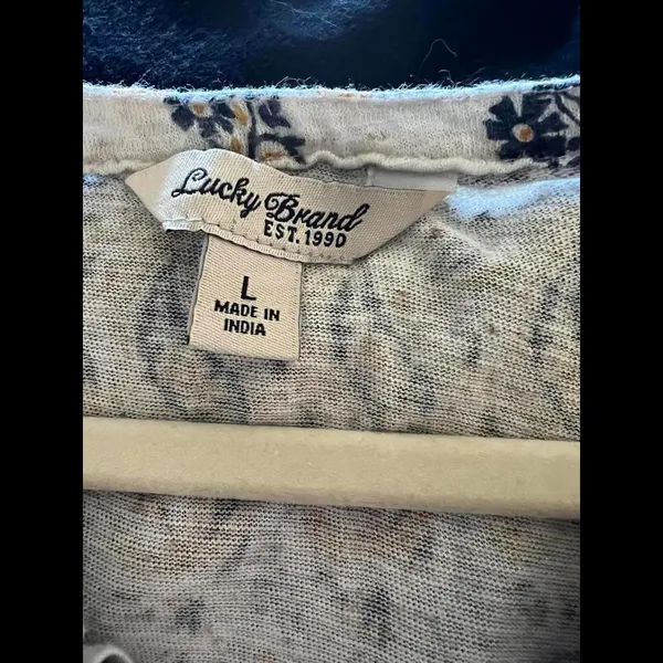 Lucky Brand Chic Boho-Style Printed Top size Large - Image 7