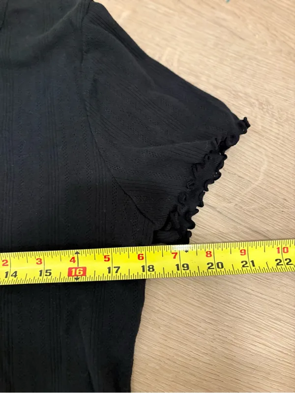 J. Crew Black Short Sleeve Button-Front Top 100%Cotton Size Medium - Image 8
