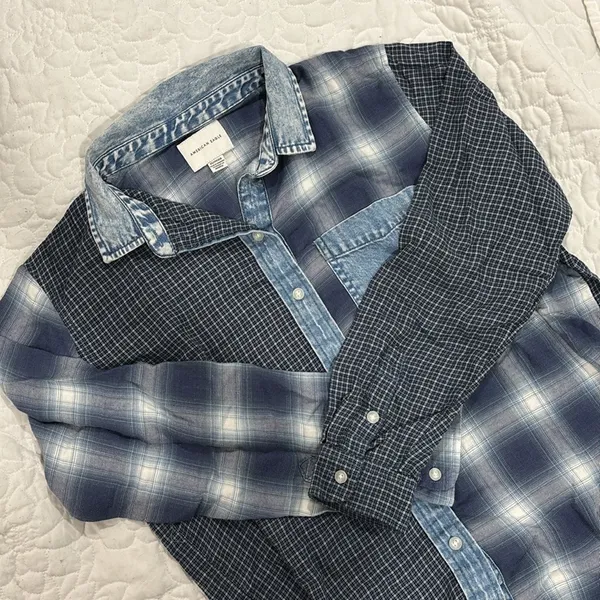 American Eagle Multi Printed Plaid Chambray Denim Button up Shirt - Image 2