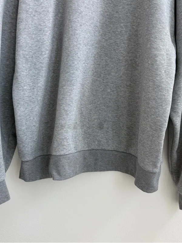 Gray off the shoulder sweatshirt Size XXL - Image 6