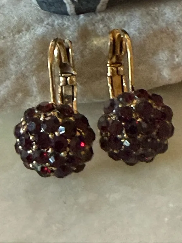 Vintage Red Gemstone Gold Ball Paddle Back Clip On Earrings - Image 3