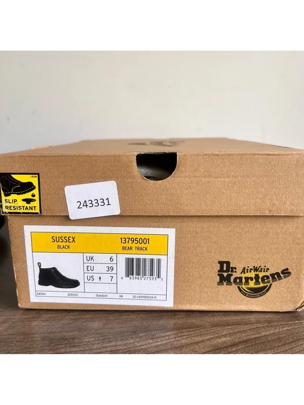 Dr. Martens Unisex Sussex Bear Track Service Boot Size 7 or 8 #B1255A - Image 2