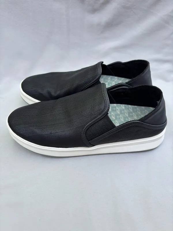 OluKai Shoes Women's 9 Black Ki'ihele Slip On Low Top Casual Comfort Sneakers - Image 4