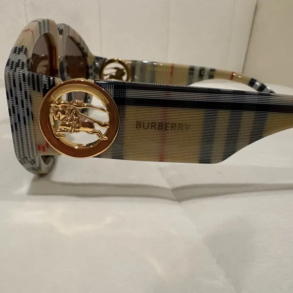 Burberry Sunglasses - Image 2