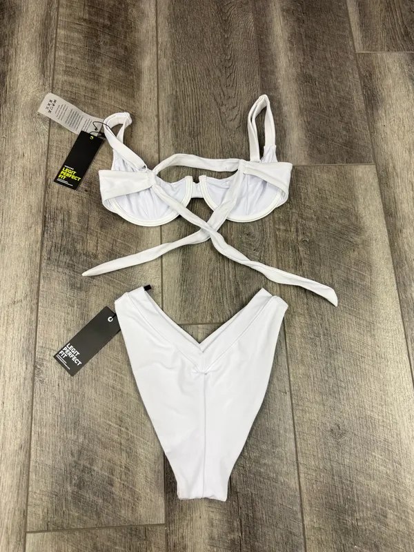 ONEONE White Bikini Set - Image 6