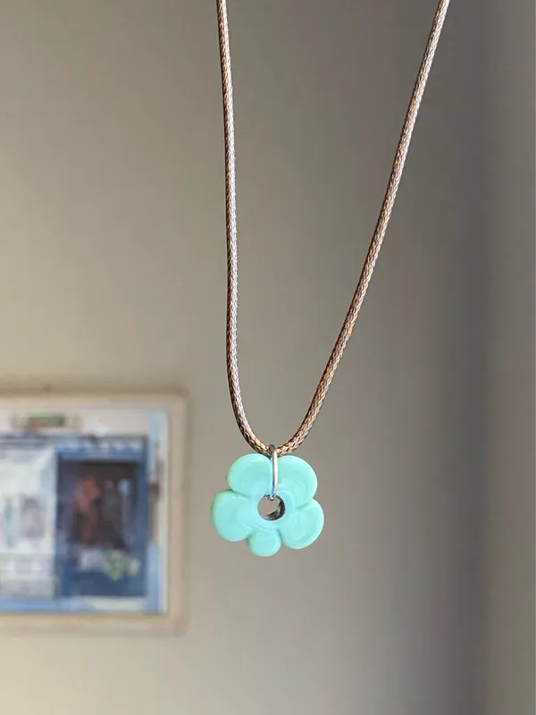 Handmade artisan chunky flower glass bead simple cute fairy boho cottage necklace💐 - Image 4