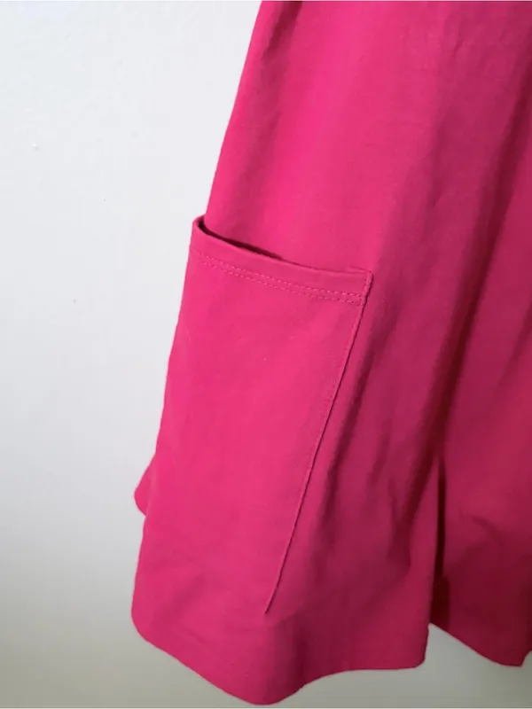Women's Red Athletic Exercise Dress Shorts Pockets Medium - Image 2