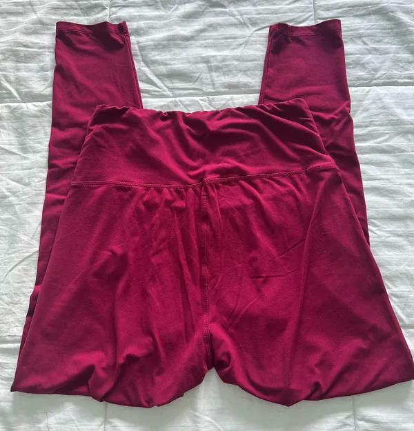 Amazon High Waisted Burgundy Leggings - Image 5