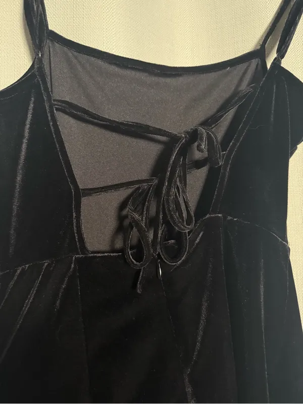 Urban Outfitters Black Velvet Strappy Back Romper Size XS - Image 7
