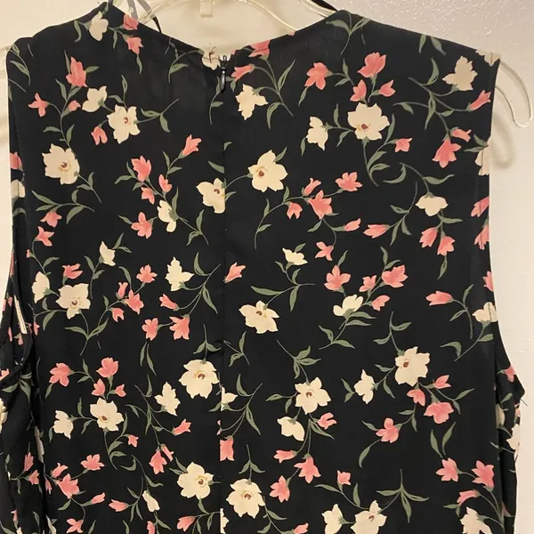 Lulus Women’s Sleeveless Tank Jumpsuit M Medium Black Print Floral Chest 38” - Image 7