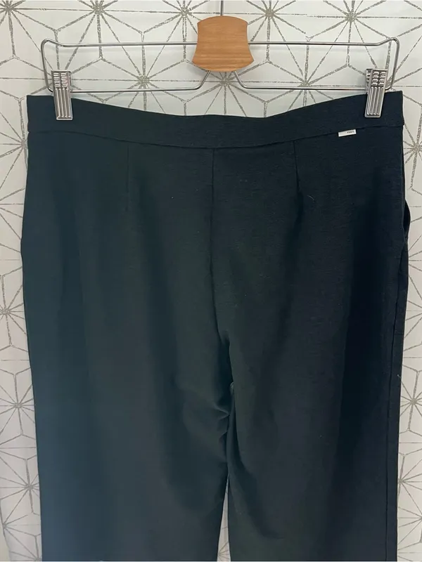 Vuori Elevation Trouser Black Heather Pant - Image 11