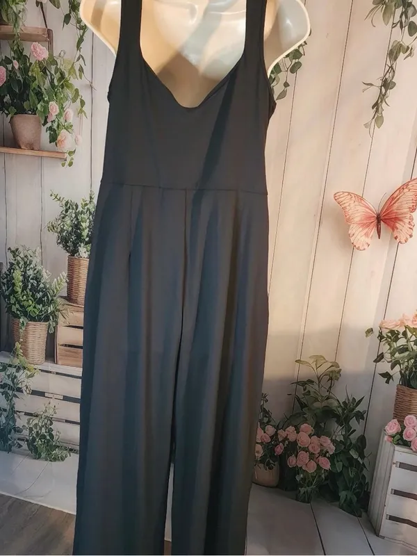 Halara U Back Sleeveless Casual Jumpsuit with Pockets size Large - Image 6
