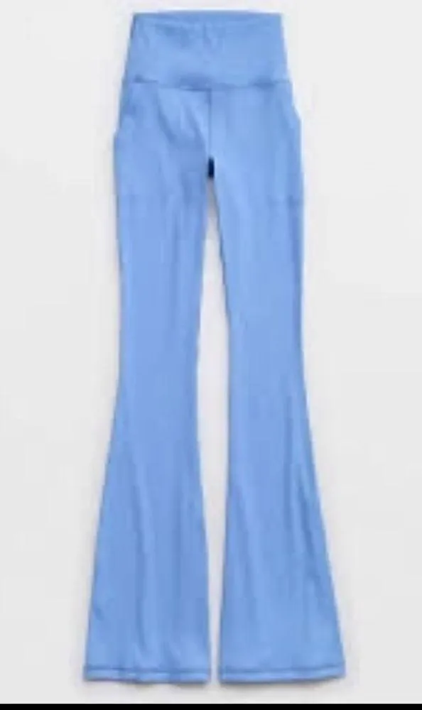 Aerie Offline Real Me Super Flare Pocket Leggings Hi-Rise - Image 2