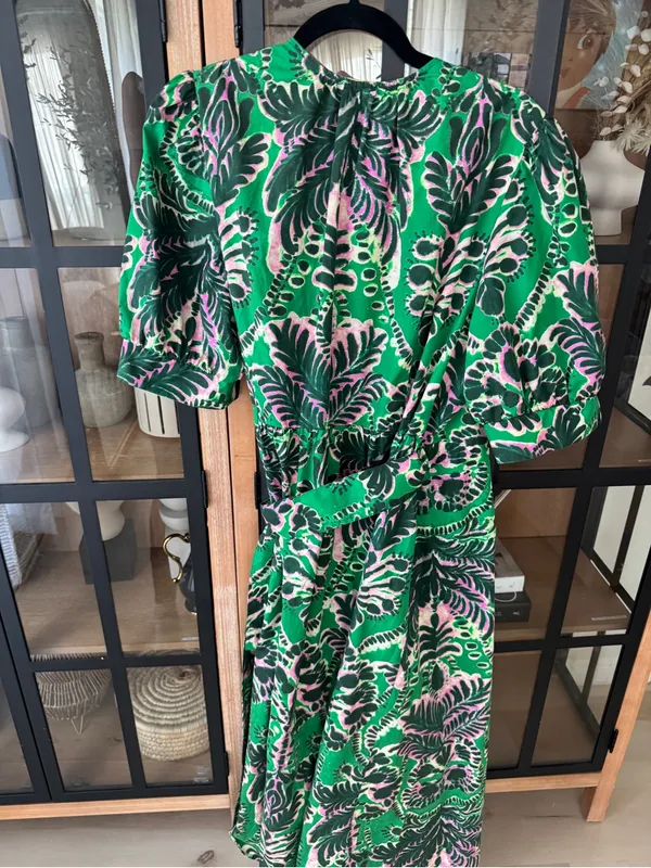Marie Oliver Rita midi dress wrap kelly green print puff sleeve tie front cotton - Image 7