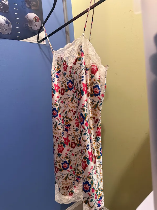 Vintage Slip dress with floral design - Image 3