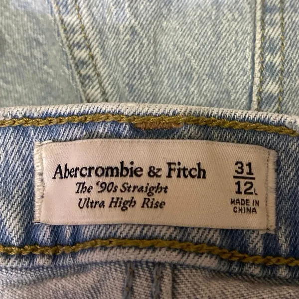 Abercrombie & Fitch 90's Straight Women's Blue Ultra High Rise Denim Jeans Sz 31 - Image 4