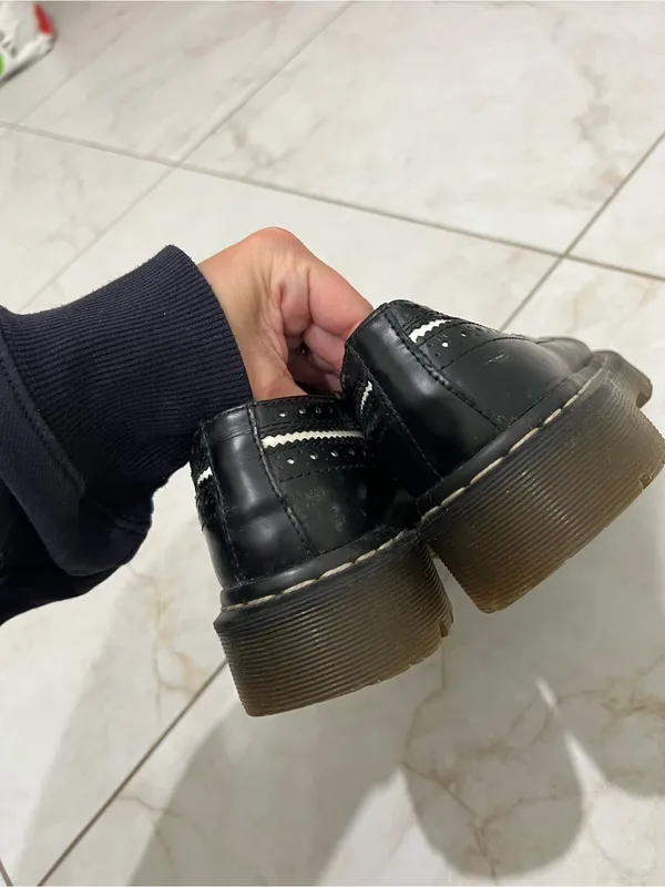 Dr. Martens Black 3898 Bex Smooth Leather Brogue Shoes Size 8 US $160 - Image 4