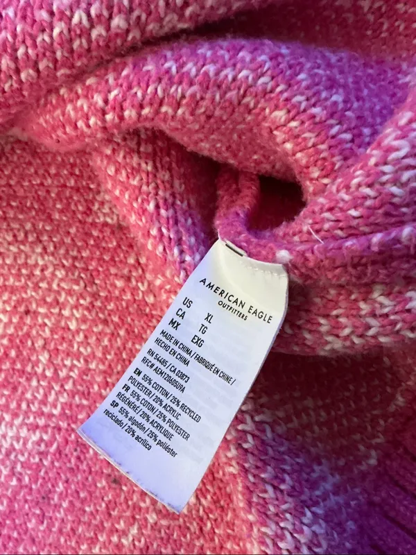 American Eagle Outfitters Hot Pink Paisley-Print Crewneck Sweater Size XL - Image 6