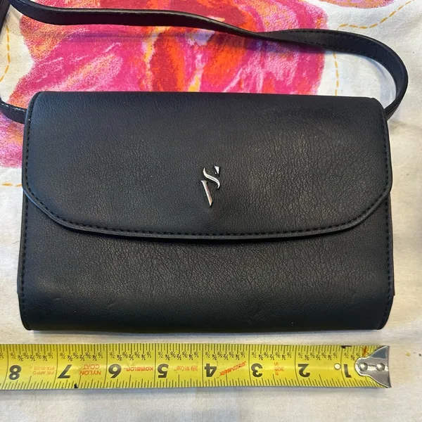 Vera Wang Small Black Crossbody Bag - Image 6