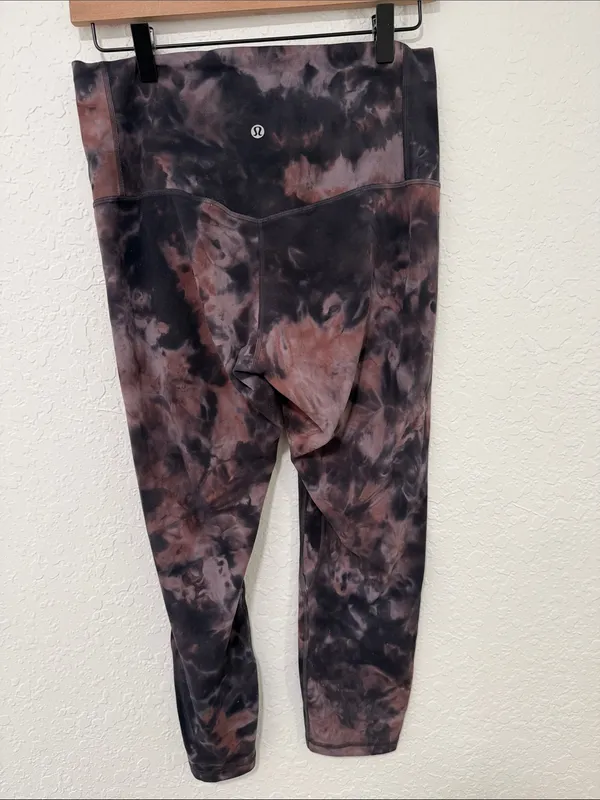 LULULEMON Unlimit High Rise Crop 23” Leggings Size 10 - Image 4